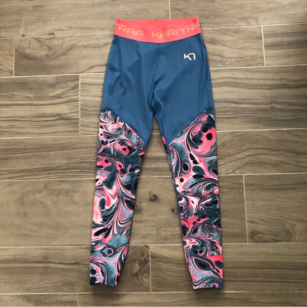 Kari Traa Navy Blue Leggings with Pink Marble Pattern